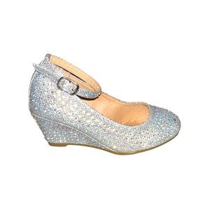 NWT Link Glitter Rhinestone Kitten Wedges 10c